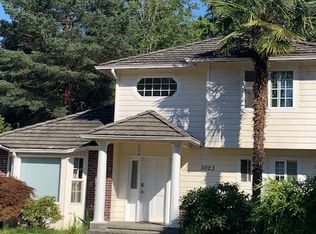 3023 NE 195th Ct, Lake Forest Park, WA 98155