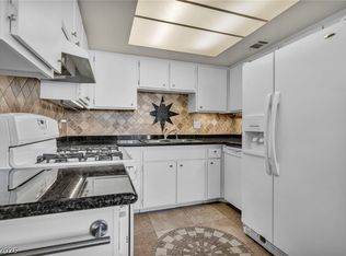 6412 Big Pine Way, Las Vegas, NV 89108