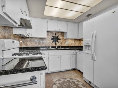 6412 Big Pine Way, Las Vegas, NV, 89108