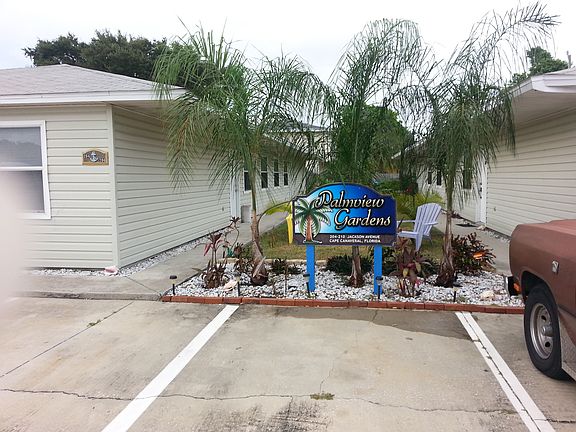 3rd image of 206 Jackson Ave #206