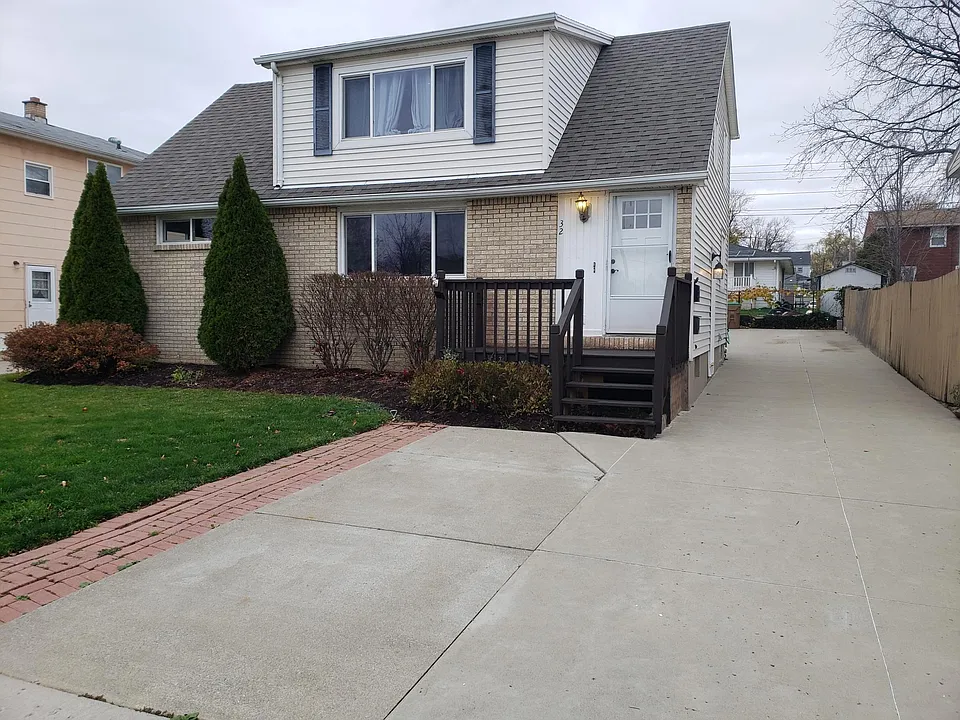 32 Peinkofer Dr #1