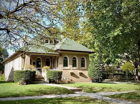 1947 Pleasant STREET, Wauwatosa, WI 53213