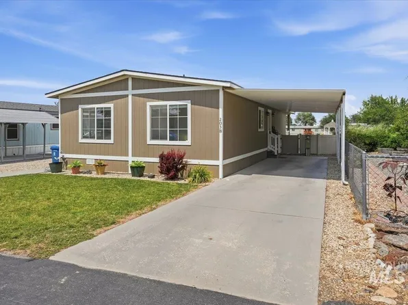 2038 Blue Spruce Ln #179, Boise, ID 83716