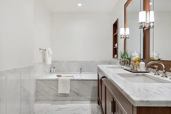 Sold by Compass | media 10