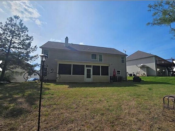 2nd image of 6502 Squire Pl