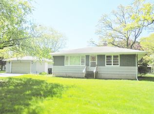 1104 Monroe Ave, Winthrop Harbor, IL 60096