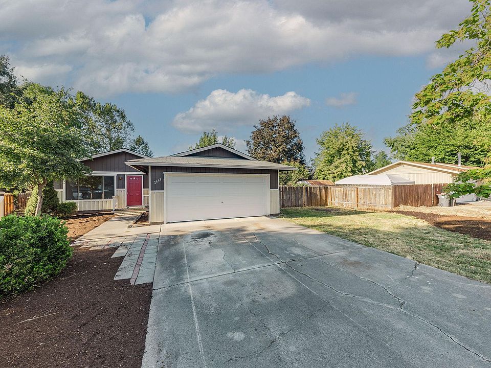 1st image of 2443 Somerset Pl