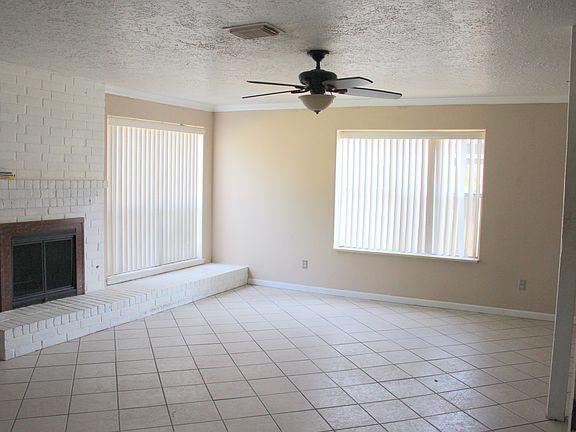2nd image of 14718 Carriage Park Dr