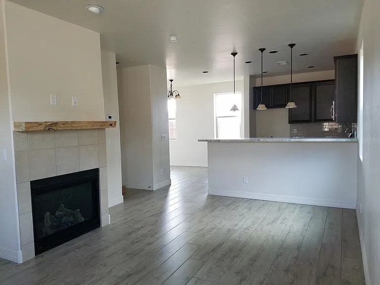 2595 W Pollo Cir — Photo 5