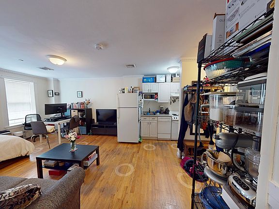 5th image of 8 Bishop Allen Dr #2A