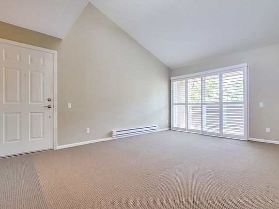 2nd image of 3456 Castle Glen Dr Unit 284