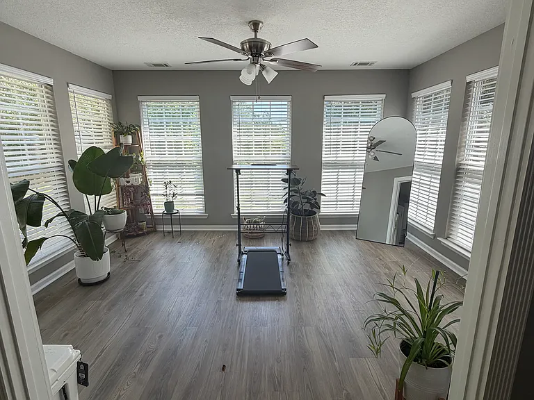 N Ridge Dr — Photo 6
