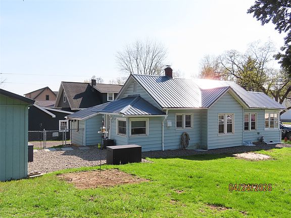 2nd image of 34 Crescent Dr