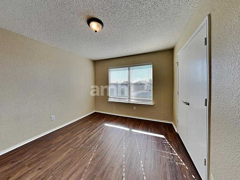 1706 Santa Fe Trl — Photo 17