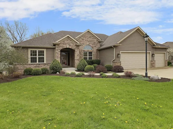 8695 Chaucer CIRCLE EAST East, Bristol, WI 53104