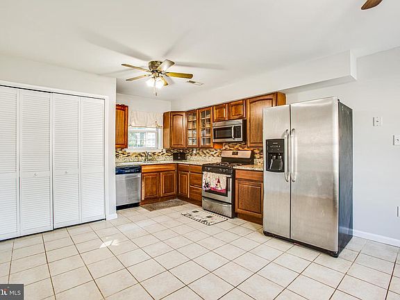 3rd image of 14283 Princedale Dr