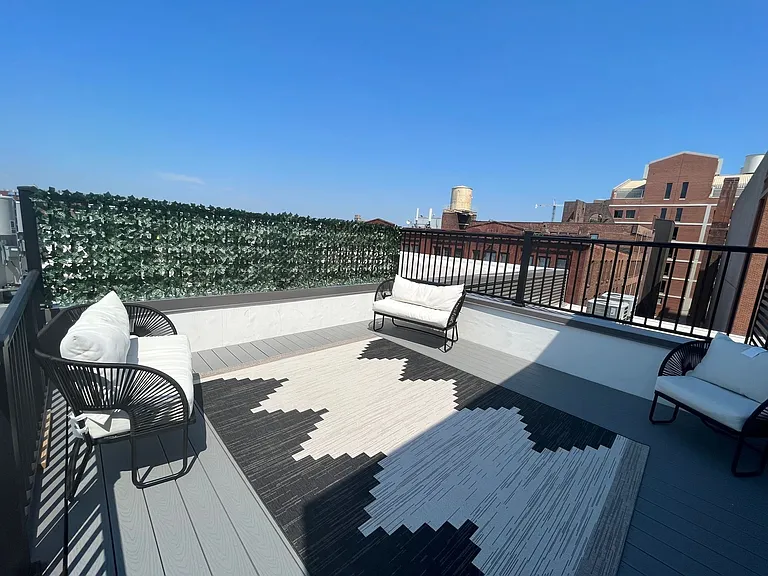 725 W Pratt St. — Photo 25