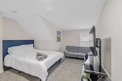 224 Mardell Pl SW — Photo 1