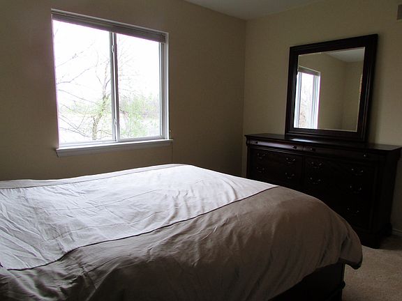 4th image of 506 Crestmoor Ct