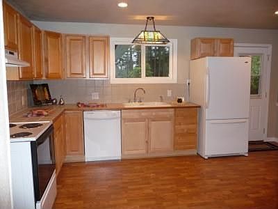 3rd image of 6112 190th St SW