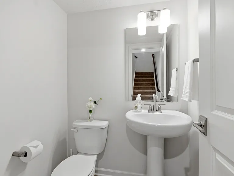 14565 Pomona Ln — Photo 33