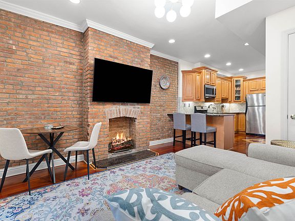 3rd image of 352 7th St APT 4