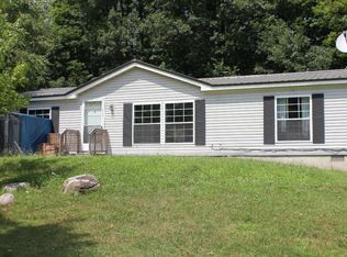 8924 E Roosevelt Rd, Holton, MI 49425