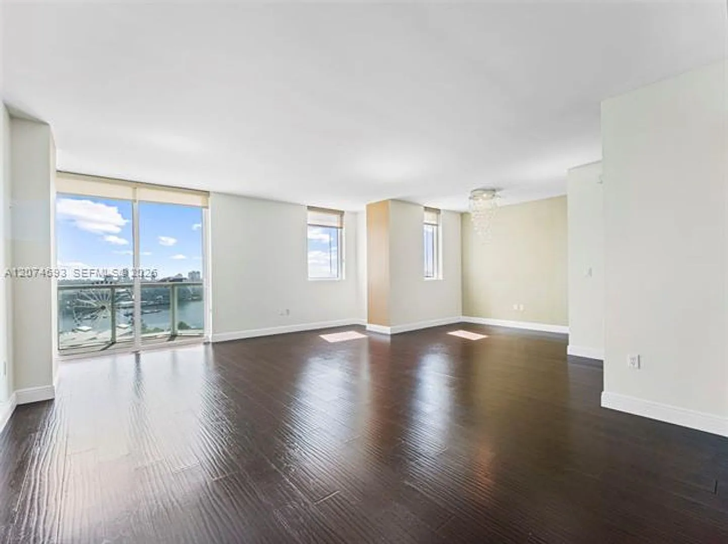 244 Biscayne Blvd cu-1803, Miami, FL 33132 — Photo 3