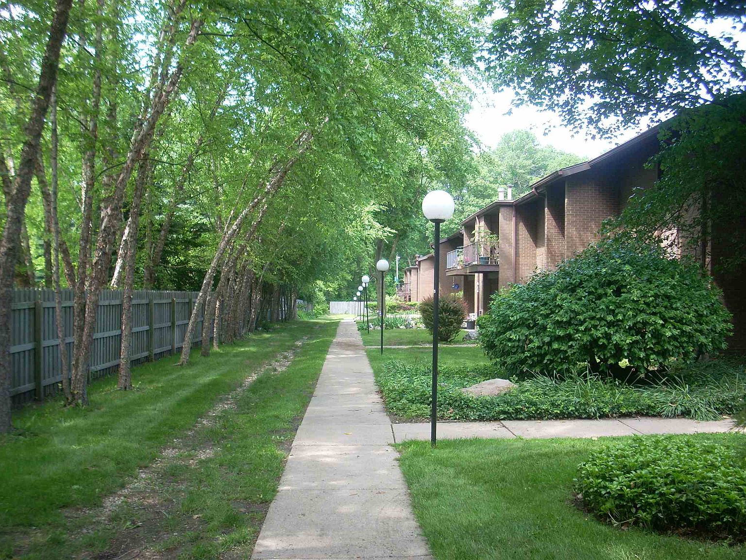 2500 Topsfield Rd APT 304, South Bend, IN 46614 Zillow