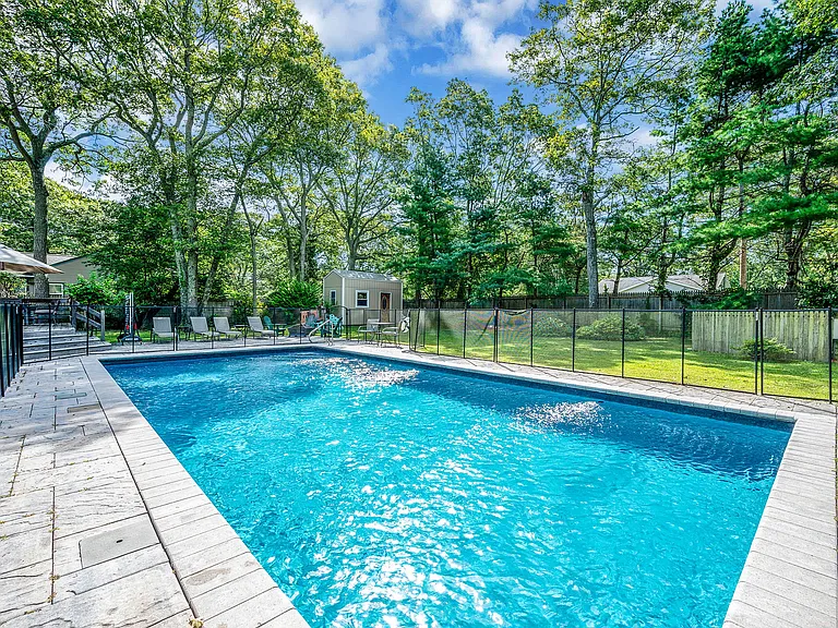 6 Bay Dr — Photo 27