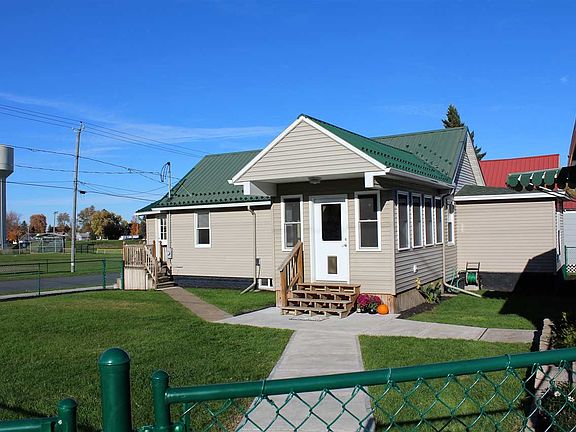 5th image of 626 Gates St