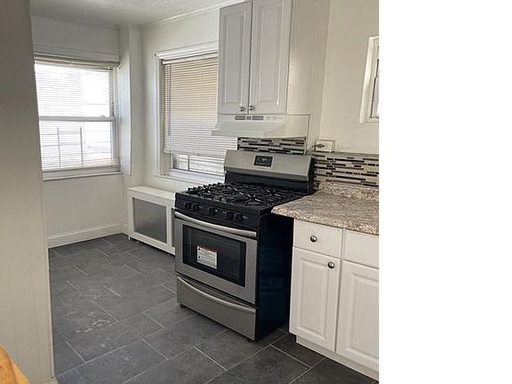 4th image of 4058 Bronx Blvd #1L