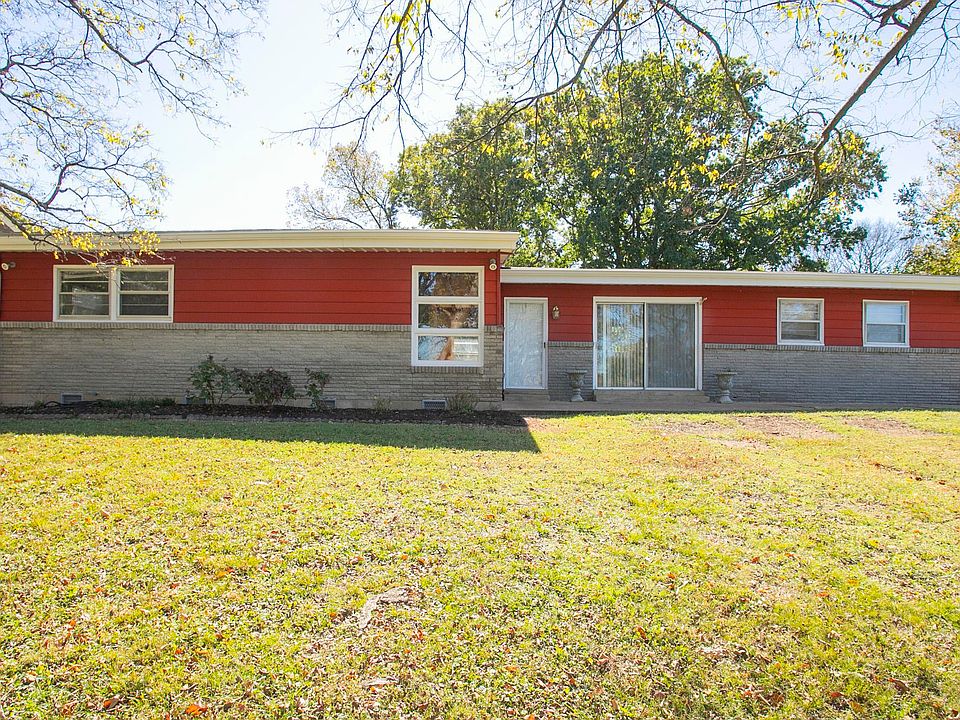 1st image of 320 Vailview Dr