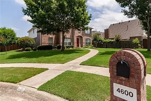 4600 Southpointe Dr Photo 1