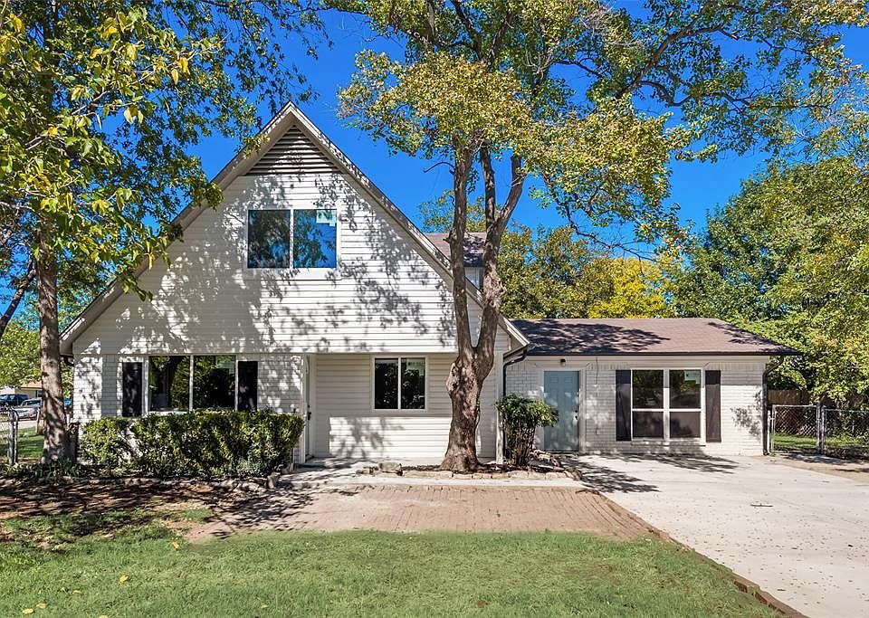 1st image of 731 Willow Springs Dr