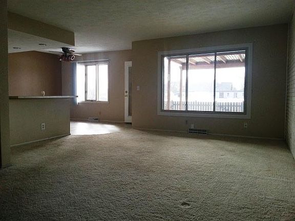 2nd image of 2105 Croydon Ave APT E