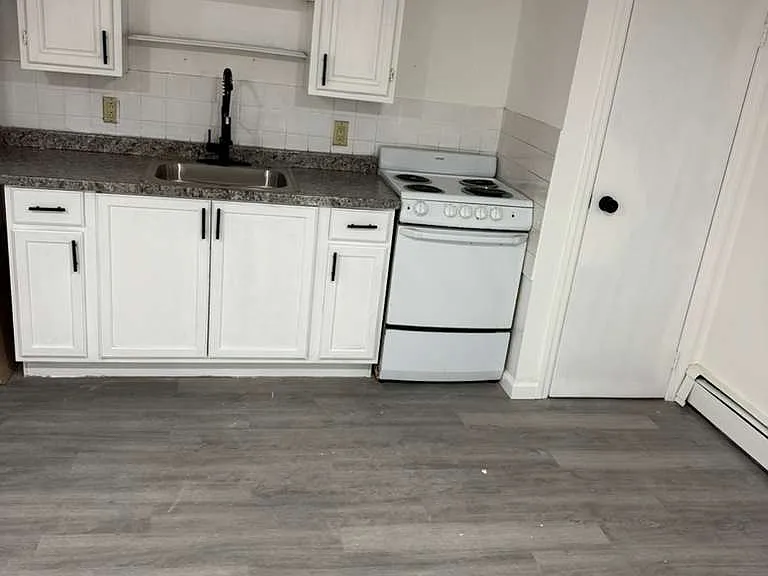 3005 Harding St — Photo 11