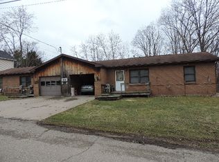 238 W Spruce St, Lisbon, OH 44432