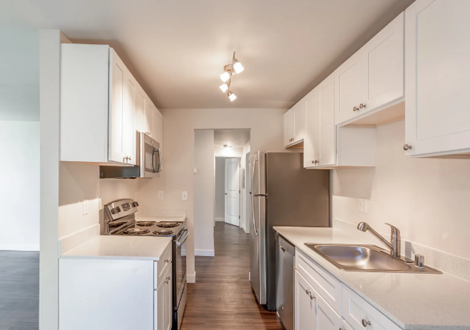 Cedar Park Apartments — Photo 2