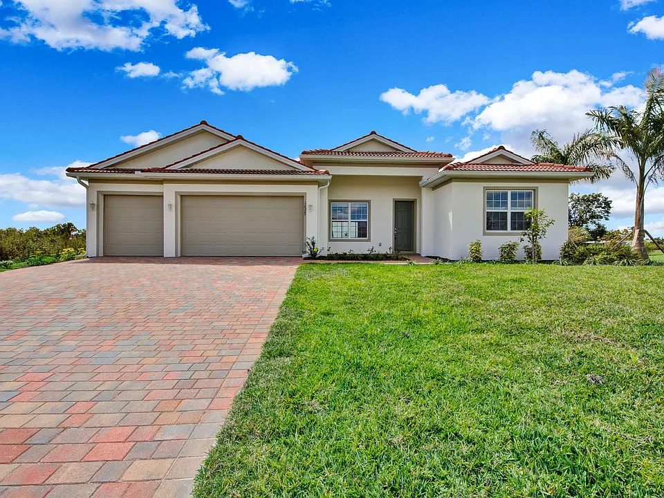 12329 Isabella Dr