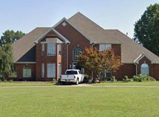 9 Belmont Dr, Conway, AR 72032
