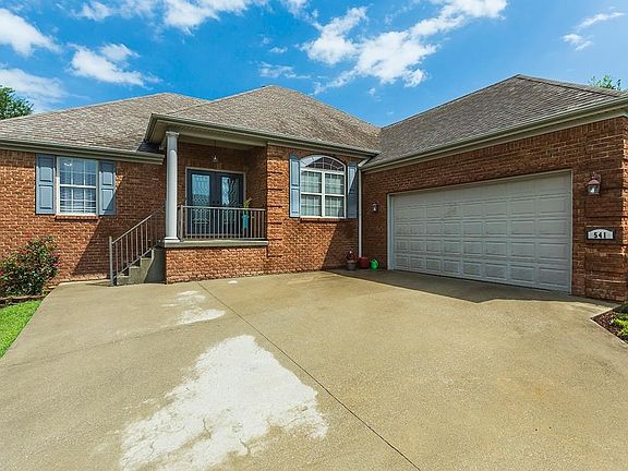 5th image of 541 General Cruft Dr