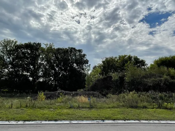 1708 Bobby Jones Dr #41, De Pere, WI 54115