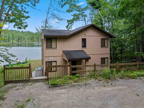 5376 E Martin Lake Rd, Gaylord, MI 49735