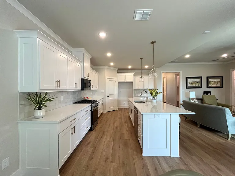 7123 Alexander Dr — Photo 17