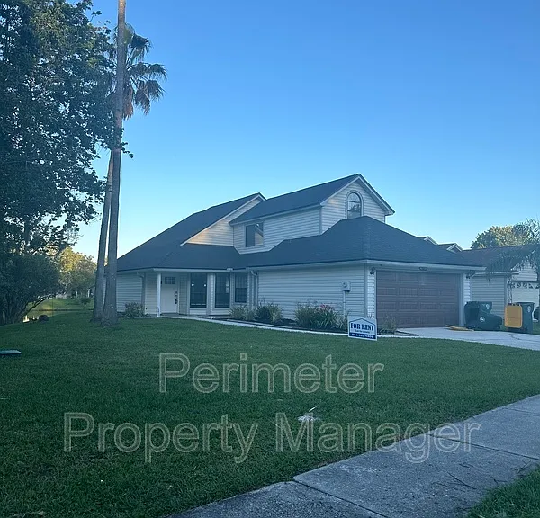 2867 Lantana Lakes Dr W — Photo 2