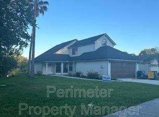2867 Lantana Lakes Dr W, Jacksonville, FL 32246