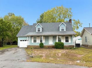 3520 Rocky Point Dr, Hopkinsville, KY 42240