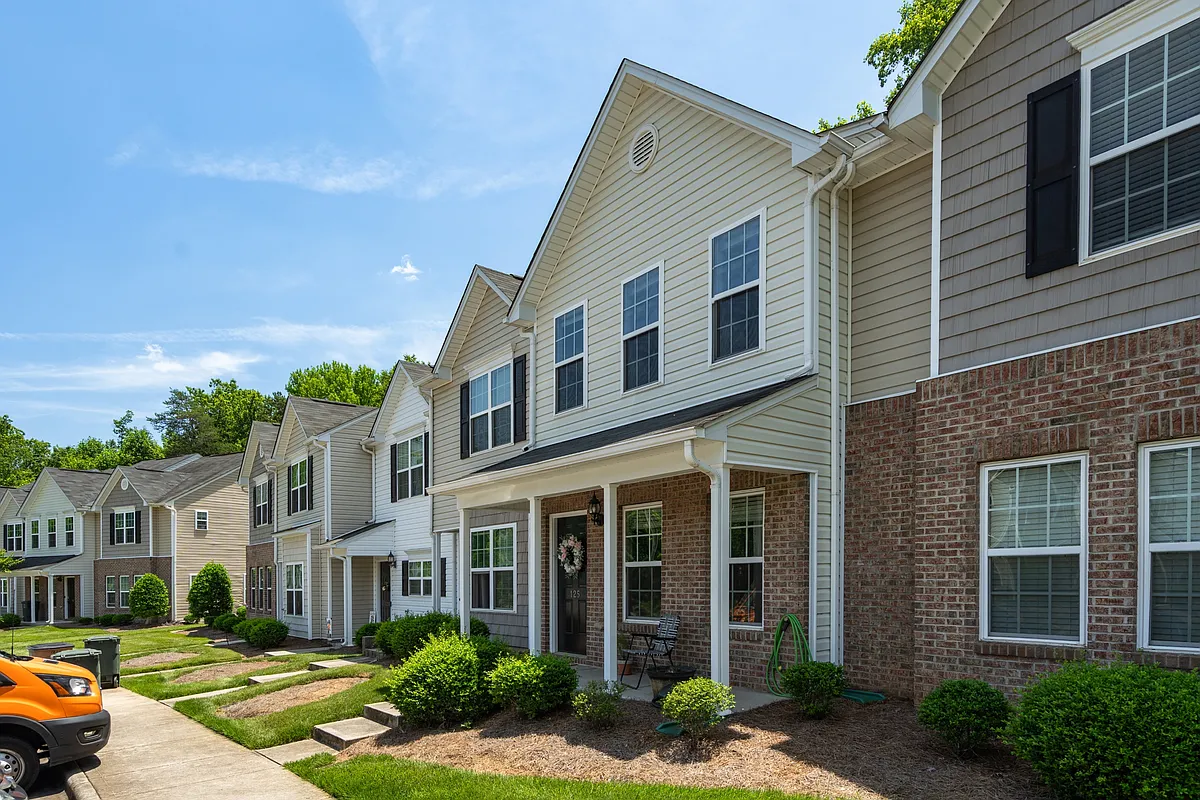 Building Photo - 125 Swan Haven Ln