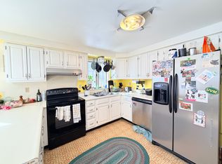 26 Arden St, Boston, MA 02134